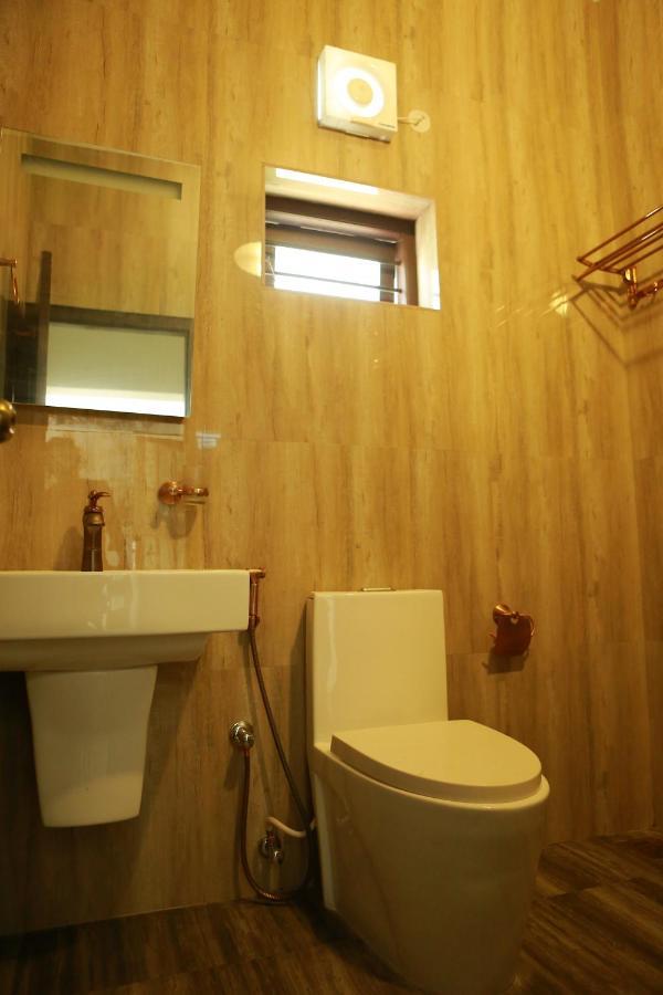 Solo Inn Kochi Екстер'єр фото