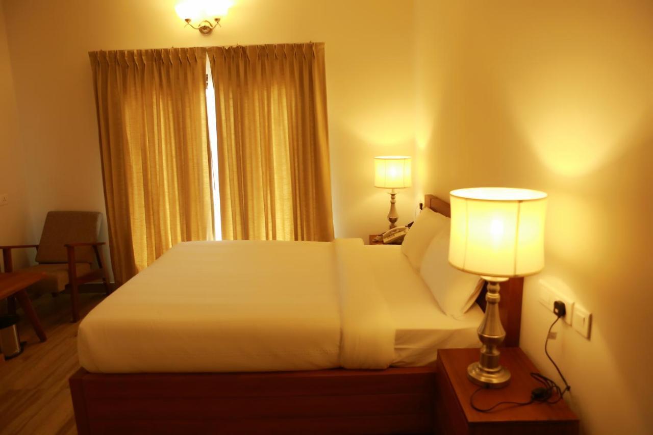 Solo Inn Kochi Екстер'єр фото