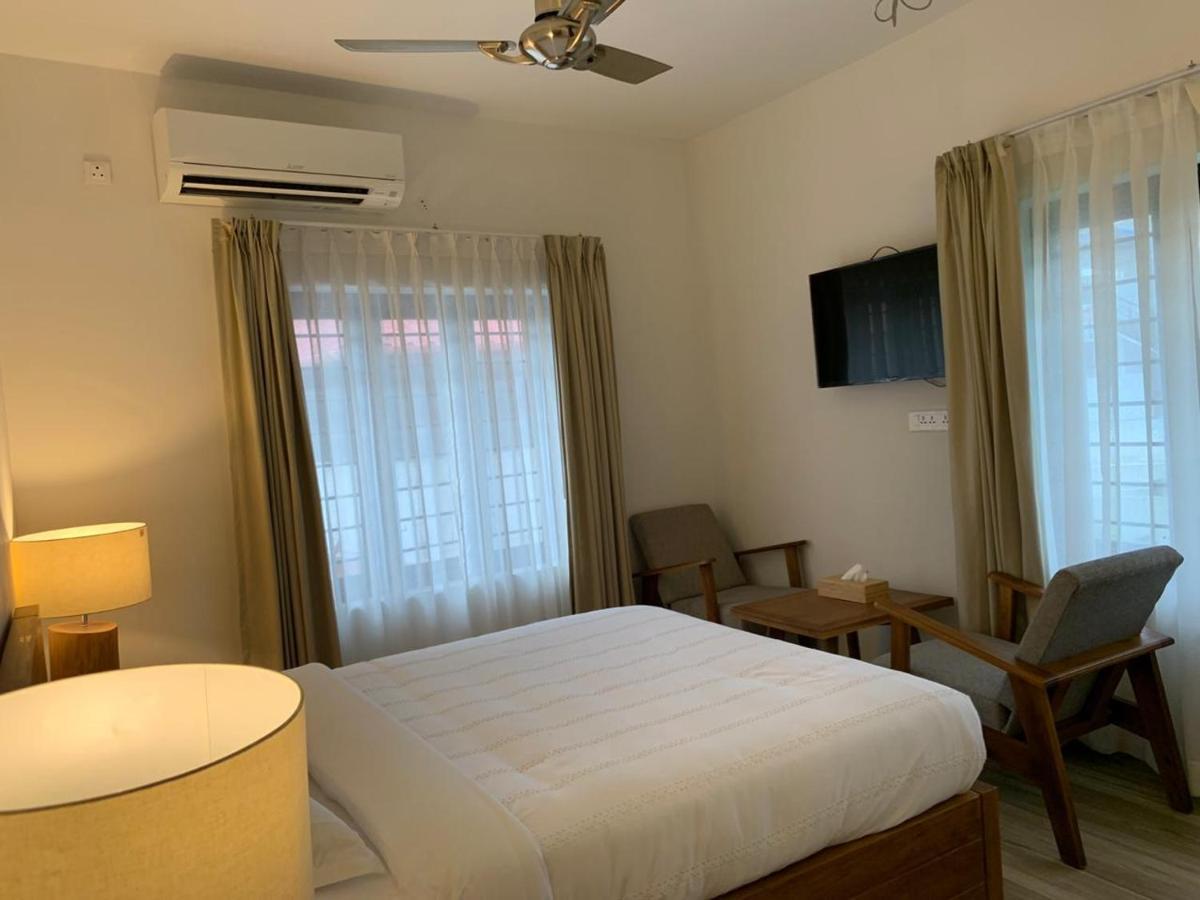 Solo Inn Kochi Екстер'єр фото