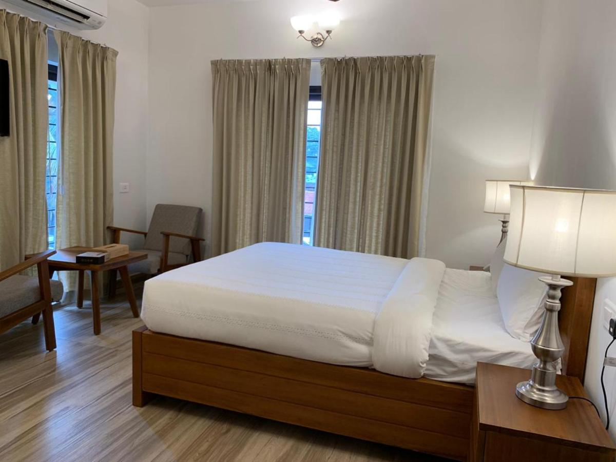 Solo Inn Kochi Екстер'єр фото