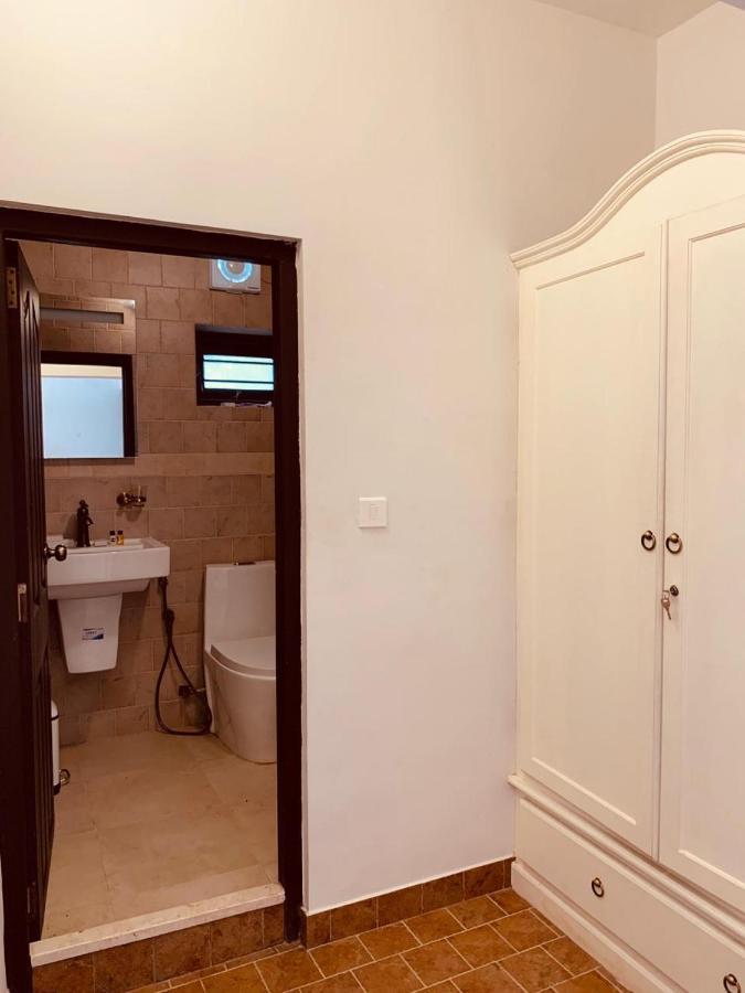 Solo Inn Kochi Екстер'єр фото